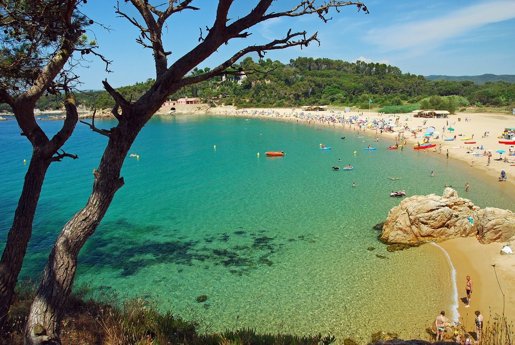 platja-de-castell-1024x685
